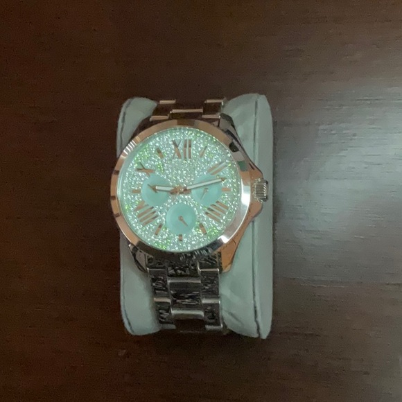 Silver Women’s Fossil Watch with Bling Tiffany Blue and Green Watch Face - Picture 1 of 8